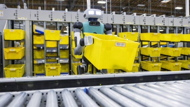 1761212714_amazon-robot.jpg