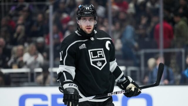 1761418210_Los-Angeles-Kings-center-Anze-Kopitar.jpg