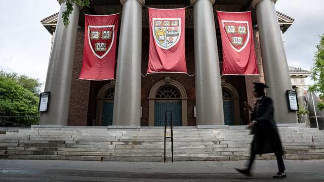 1761560843_harvard.png