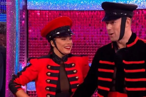 1_LDBR_MEN_251025_VickyStrictly.jpg