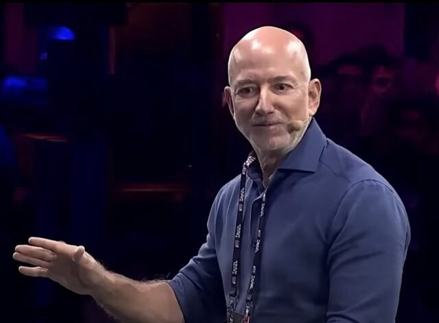 251006-bezos-1260x928.jpg
