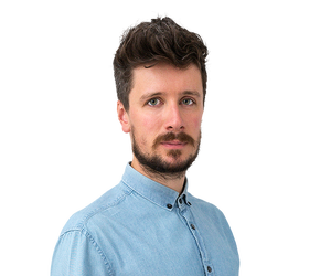 Adam-Gabbatt-R.png
