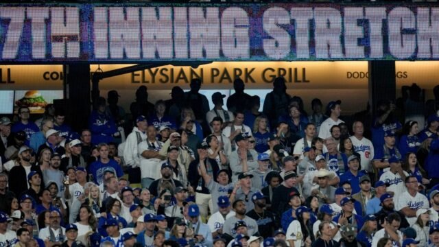 Fans.jpg