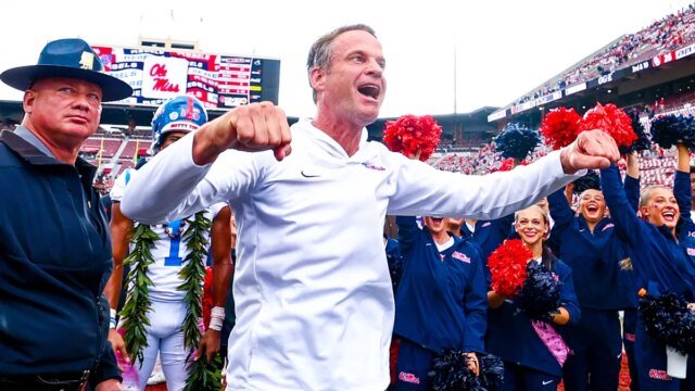 lane-kiffin-102525.jpg