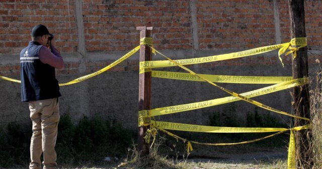 mexico-bodies-1193593195.jpg