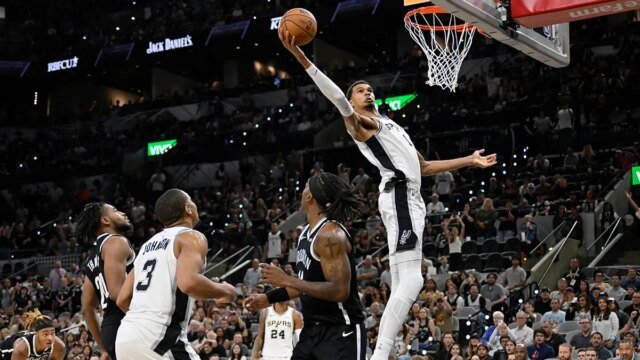 nba-spurs-victor-wembanyama-102625-2.jpg