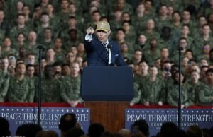 Pentágono dá aos comandantes poder para expulsar tropas transexuais sob nova política