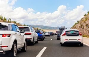 Motoristas lentos mataram 19 e feriram 1.500 pessoas na última década – com a empresa de avarias classificando isso como “tão perigoso quanto o excesso de velocidade”.