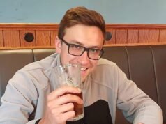 Gardener, 23 anos, morreu depois que o cortador de grama que ele dirigia caiu em cima dele no último dia de trabalho