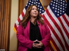 Congresso deve forçar a divulgação dos arquivos de Epstein após amargo deadlock de sete semanas