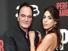 Quentin Tarantino, 62, e a glamorosa esposa Daniella Choose Tarantino, 41, carregam o PDA durante uma rara aparição no tapete vermelho enquanto ele a apoia na estreia de The Excellent Gamble