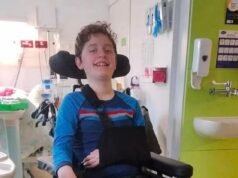Estudante de 14 anos, que se tornou a pessoa mais jovem na Grã-Bretanha a ser diagnosticada com doença do neurônio motor, morre depois de ‘lutar com todas as suas forças’