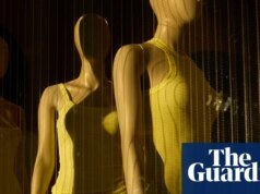 Skims de Kim Kardashian avaliados em US$ 5 bilhões após captação de novos financiamentos