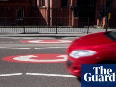 Taxa de congestionamento de Londres aumentará 20% e será aplicada a veículos elétricos