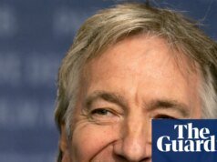 Roteiros e lembranças pessoais de Alan Rickman serão leiloados