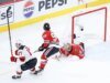 Simon Nemec, do Devils, completa hat-trick no OT para vencer Blackhawks