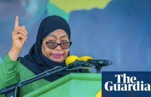 Hassan, da Tanzânia, foi declarado vencedor esmagador nas eleições que desencadearam protestos violentos