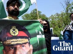 Parlamento paquistanês vota para dar ao chefe do exército novos poderes e imunidade authorized