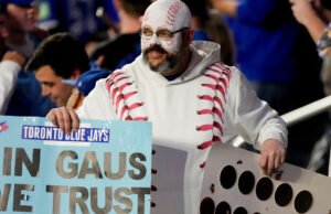 ‘Sempre foram Jays em 7’: os fãs reagem à World Collection indo longe