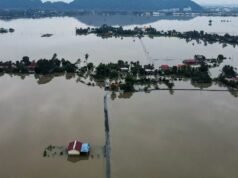 O número de mortos ultrapassa 400 após devastadoras inundações e deslizamentos de terra no sudeste da Ásia