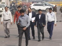 Morning Digest: Formulários de enumeração distribuídos a 73% dos eleitores na Fase 2 do SIR; Middle chama explosão de carro em Delhi de ‘incidente terrorista’, aprova resolução e muito mais