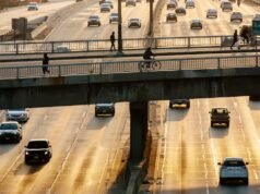 Homem de Los Angeles é acusado de bloquear motoristas em uma rodovia para filmar um videoclipe