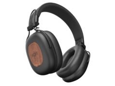 Um novo par de fones de ouvido entrou na batalha pela melhor duração da bateria