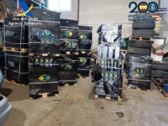 Internacional "gás hilariante" rede de contrabando é detida em Espanha