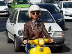 Irã: Enquanto o trânsito congestiona Teerã, as mulheres recorrem às motocicletas apesar da proibição