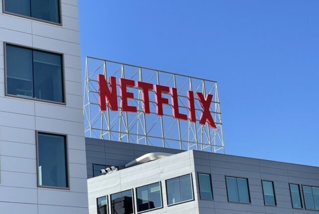 netflix-building-1280x858.jpg