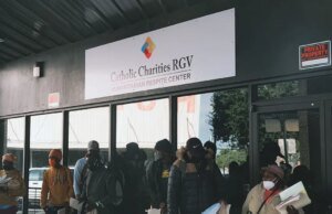 DHS toma medidas para cortar instituições de caridade católicas do sul do Texas por ‘má conduta’ de concessão de migrantes, dizem documentos