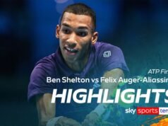 Sinner ultrapassa Zverev e chega às semifinais do last da temporada