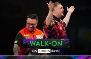 O Bully Boy está de volta! Smith garante vaga no Grand Slam de Dardos junto com Fast Ricky