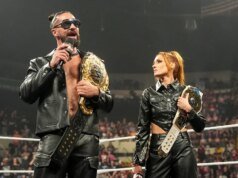 Estrelas da WWE dizem que um espectador lhes mostrou o dedo do meio em Los Angeles por dirigirem Tesla