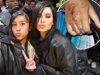 A filha de Kim Kardashian, North West, 12, responde aos críticos de piercings nos dedos