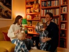 John Lewis enfrenta reação das mulheres depois que a mãe ganha uma FRIGIDEIRA no Natal no último anúncio festivo da empresa