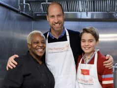 Generoso Jorge! Prince, de 12 anos, prepara almoços de Natal para moradores de rua com seu pai William – e tem a reação mais doce ao ver a assinatura da avó Diana