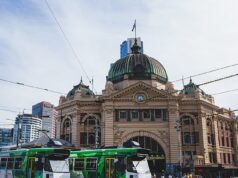 Golpe no custo de vida à medida que as taxas de transporte público aumentam em um estado australiano