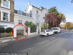 Vaga de estacionamento particular person embaixo da casa no oeste de Londres está à venda por quase £ 300.000