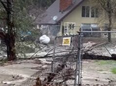 Califórnia prepara SEGUNDA onda de inundações repentinas com risco de vida, enquanto casas são engolfadas por lama e 160.000 ficam no escuro no dia de Natal