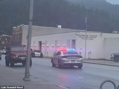 Duas pessoas baleadas quando atirador abre fogo no gabinete do xerife de Idaho