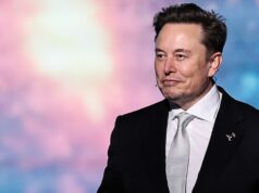 As ações da Tesla fecham em recorde à medida que os investidores se recuperam em torno do hype do robotáxi de Musk, apesar das vendas lentas de EV