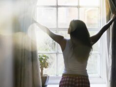 Pesquisador de neurociência: A rotina matinal que aumenta a dopamina que uso para começar o dia de bom humor