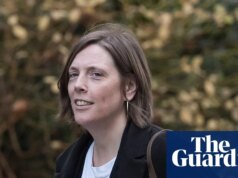 O processo do governo por trás do combate à violência contra as mulheres é ‘pior do que sob os Conservadores’