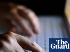 Os criminosos sexuais do Reino Unido podem ter que contar à polícia sobre mídias sociais e contas de namoro