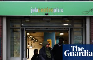 Starmer carece de plano de mobilidade social “coerente”, diz presidente do órgão consultivo