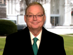 Hassett diz que verificações tarifárias de US$ 2.000 para americanos dependerão do Congresso