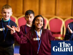 As doações do apelo de Natal dos leitores do Guardian ultrapassam £ 500.000