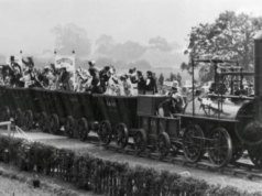 Primeiro trem de passageiros do mundo comemora 200 anos