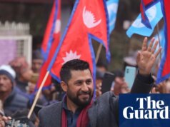 Apresentador de TV do Nepal e ex-rapper prefeito formam aliança para eleições após revolta juvenil
